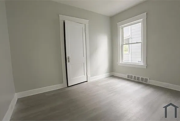 8910 Easton Ave #DOWN — Photo 10