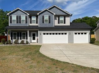 2859 Chicken Foot Rd, Hope Mills, NC 28348