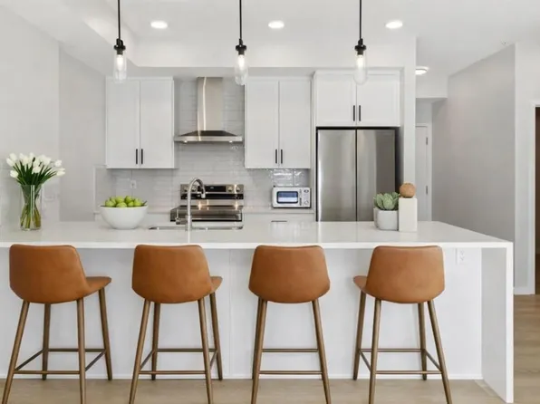 20295 N Seton Way SE #6408, Calgary, AB T3M 2P2