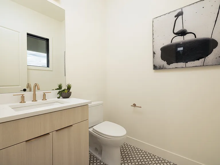 1285 Lasso Trl — Photo 2