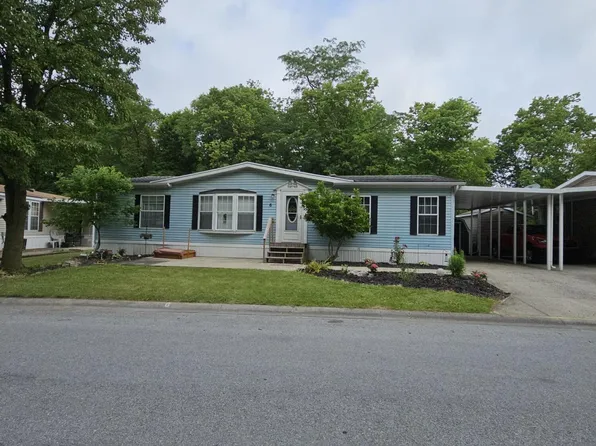 6 Lakeside Dr, Lima, OH 45804