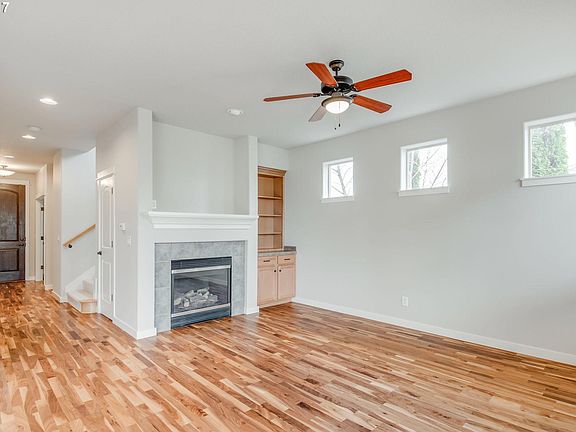 3rd image of 248 NE 63rd Pl