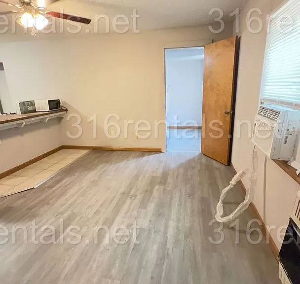 Forest Park Apartments — Photo 21