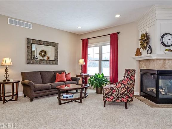 3rd image of 3859 Jasper Ct