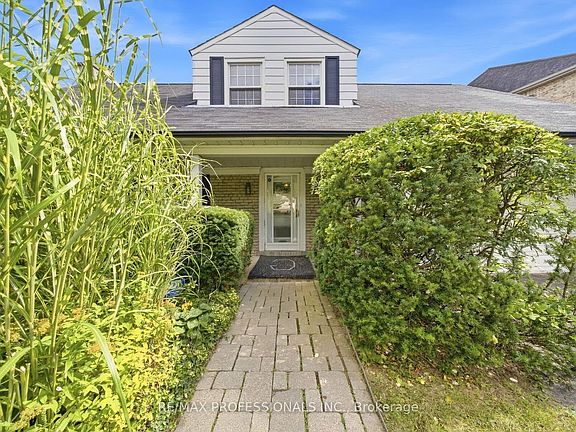 4th image of 15 Hartfield Ct
