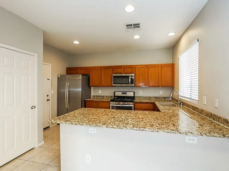 4076 Oliver Sagebrush Dr — Photo 7
