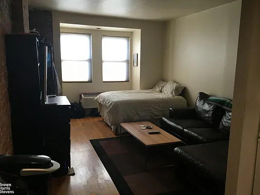 Rented by Brown Harris Stevens | media 6