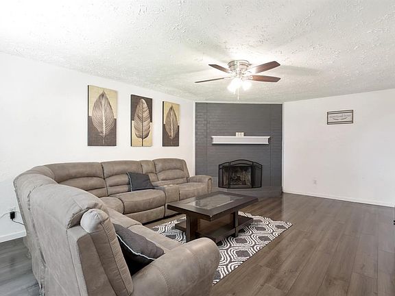 2nd image of 1209 Frio Ln