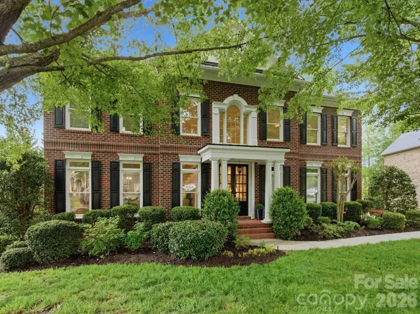 1007 Ainsdale Dr, Matthews, NC 28104