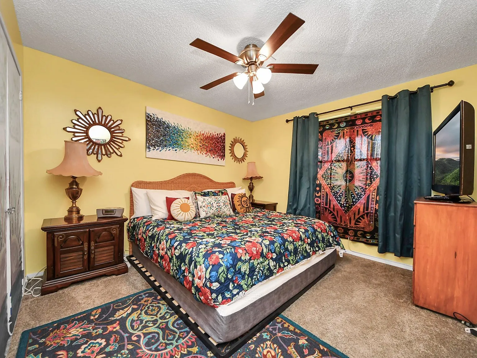 3 bed, 2.0 bath, 1380 sqft, $1,700 — Photo 4