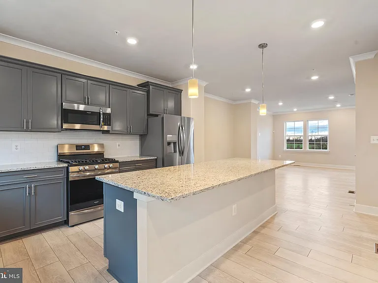 1421 Clingmans Dome Dr — Photo 16