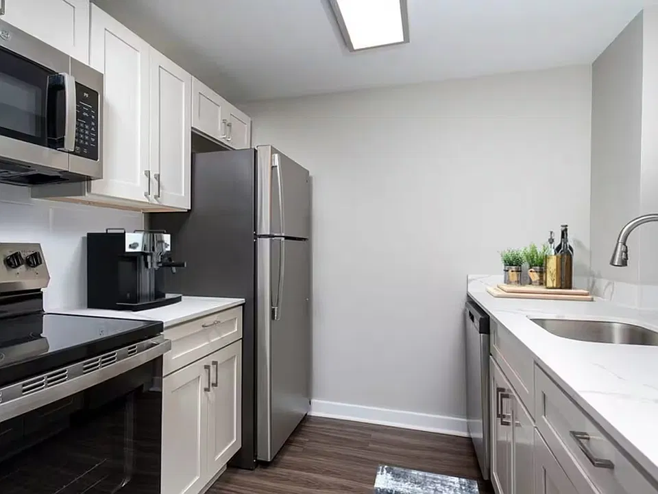 32 Cattano Ave #518E