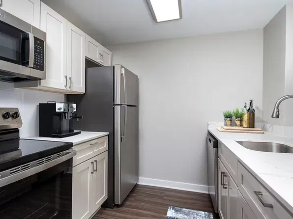 32 Cattano Ave #518E, Morristown, NJ 07960