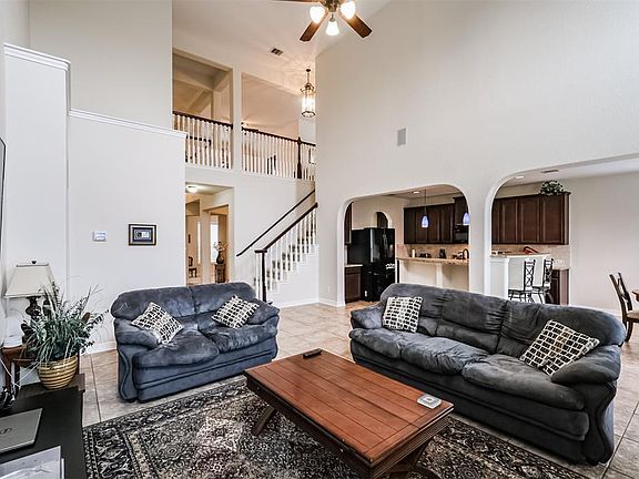 The open concept in this home is absolutely what everyone is looking for.