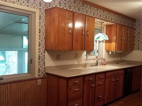 5th image of 29378 Lansing Dr