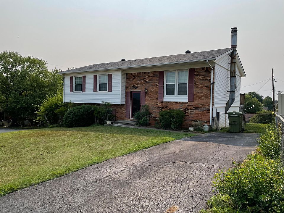 1st image of 2200 Irish Cir