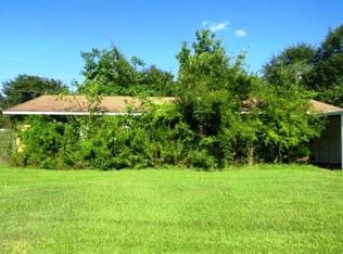 606 Austin St, Carthage, TX 75633