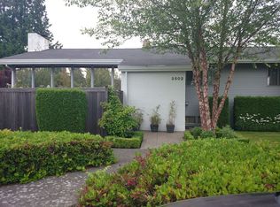 3502 29th Ave W, Seattle, WA 98199