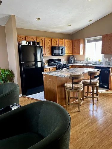 3250 Nature View Dr SE Photo 1