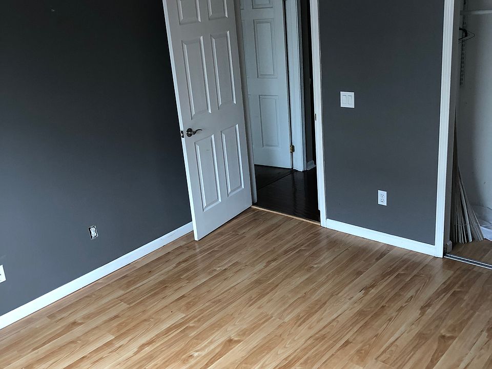 1st image of 1710 Campau Farms Cir #73/16