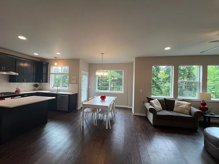 514 Fielding Ct — Photo 8