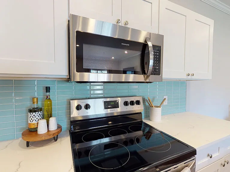 Coastal Club Apartments — Photo 5