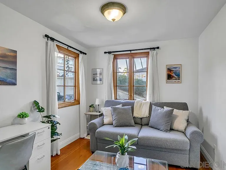 1315 Cave St — Photo 10
