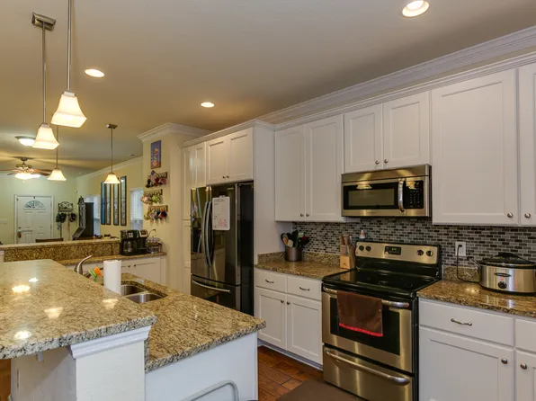 207 Gee St, Portsmouth, VA 23702