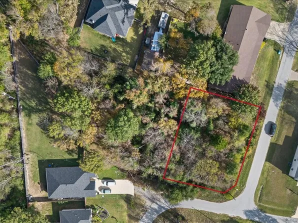 721 Oahu Loop, Kemp, TX 75143