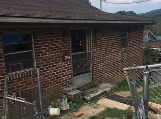 402 Cornett St, Cumberland, KY 40823