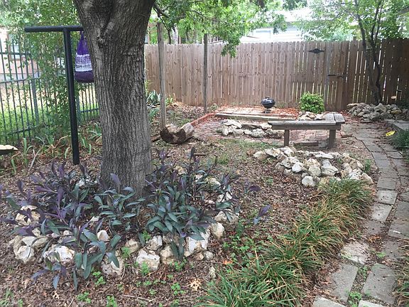 2nd image of 2636 Wayside Ave #B