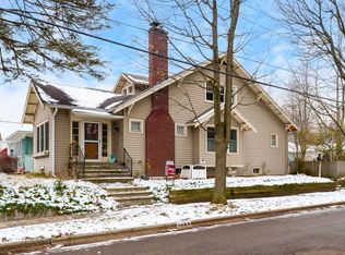 1402 W Maple St, Kalamazoo, MI 49008