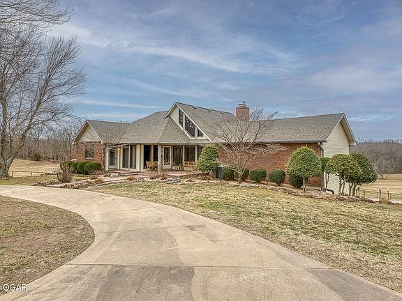 2nd image of 11634 Desoto Ln #80