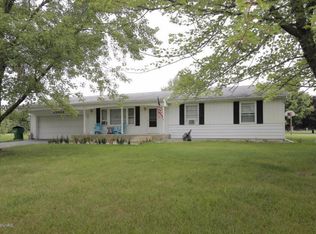 25988 Antler Rd, Sturgis, MI 49091