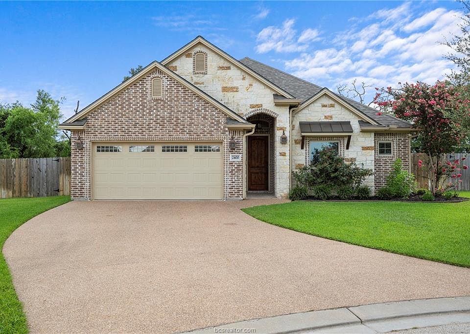 1st image of 2400 Palm Ct