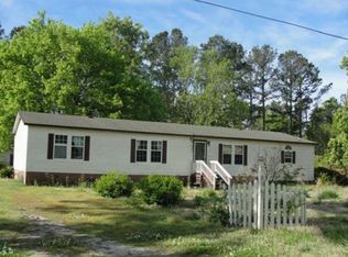 8963 Friendly Ln NE, Leland, NC 28451
