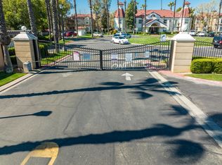 8153 N Cedar Ave #1-213-1, Fresno, CA 93720