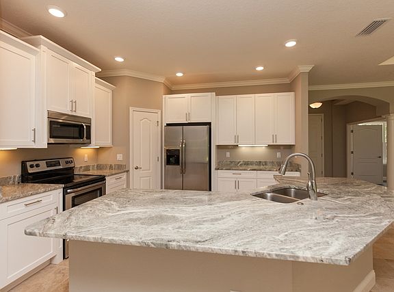 4th image of 17 Big Bear Ln