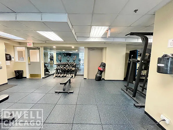200 N Dearborn St #2701 — Photo 13