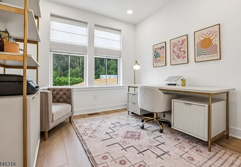 22 Flower Horn Blvd — Photo 17