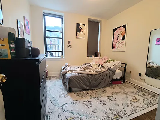 Rented by Keller Williams NYC | media 5