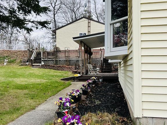 3rd image of 2400 Curtis Rd