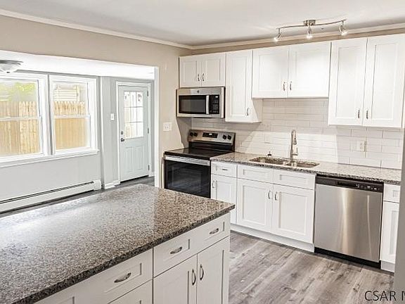 3rd image of 260 Sherwood Dr