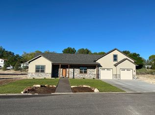 4125 Waterfall Dr, Montrose, CO 81403