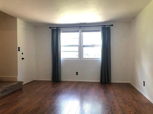 2443 Paseo Rd — Photo 8