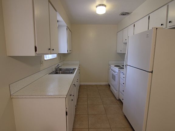 2nd image of 1078 Canal Ave