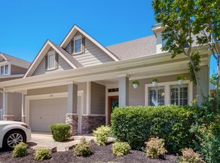 1033 Honeysuckle, Grapevine, TX 76051