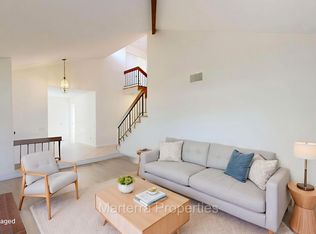 31 Whistling Isle, Irvine, CA 92614