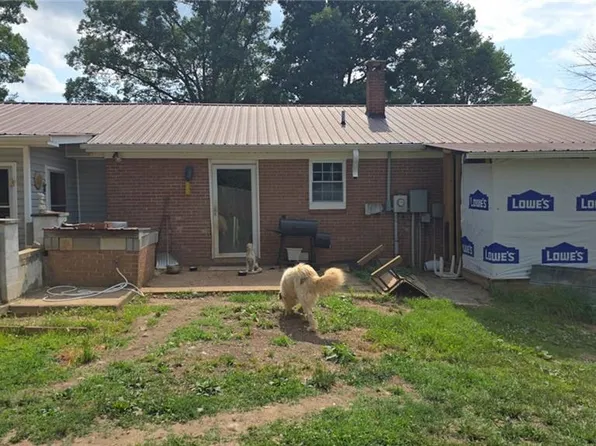 4541 Shady Grove Church Rd, East Bend, NC 27018