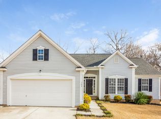 105 Silverleaf Rd, Mount Holly, NC 28120